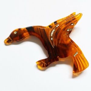 Vintage Catalin Bakelite brown marbled duck bird brooch pin